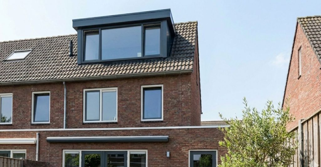 Dakkapel in Leiden - Kunststof dakkapel